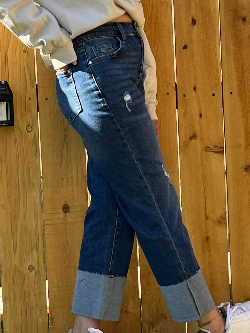 Western Folded Cuffs Distressed High Waist Jeans