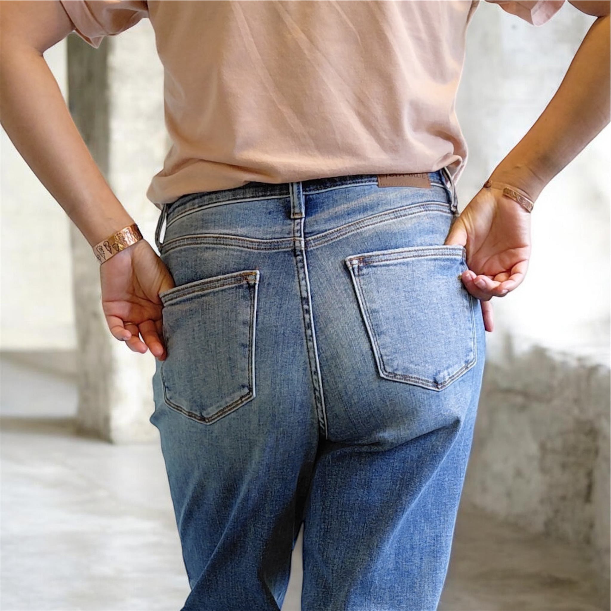 Women's High Waisted Dad Straight Jean